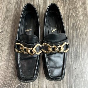 Zara Gold Chain loafer size 6.5 / 37